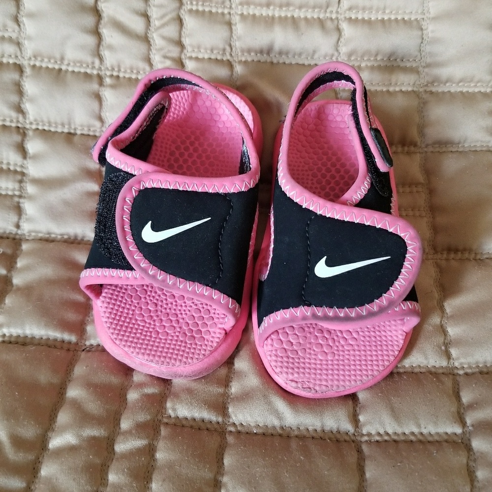 Baby Girl Nikey Sandels